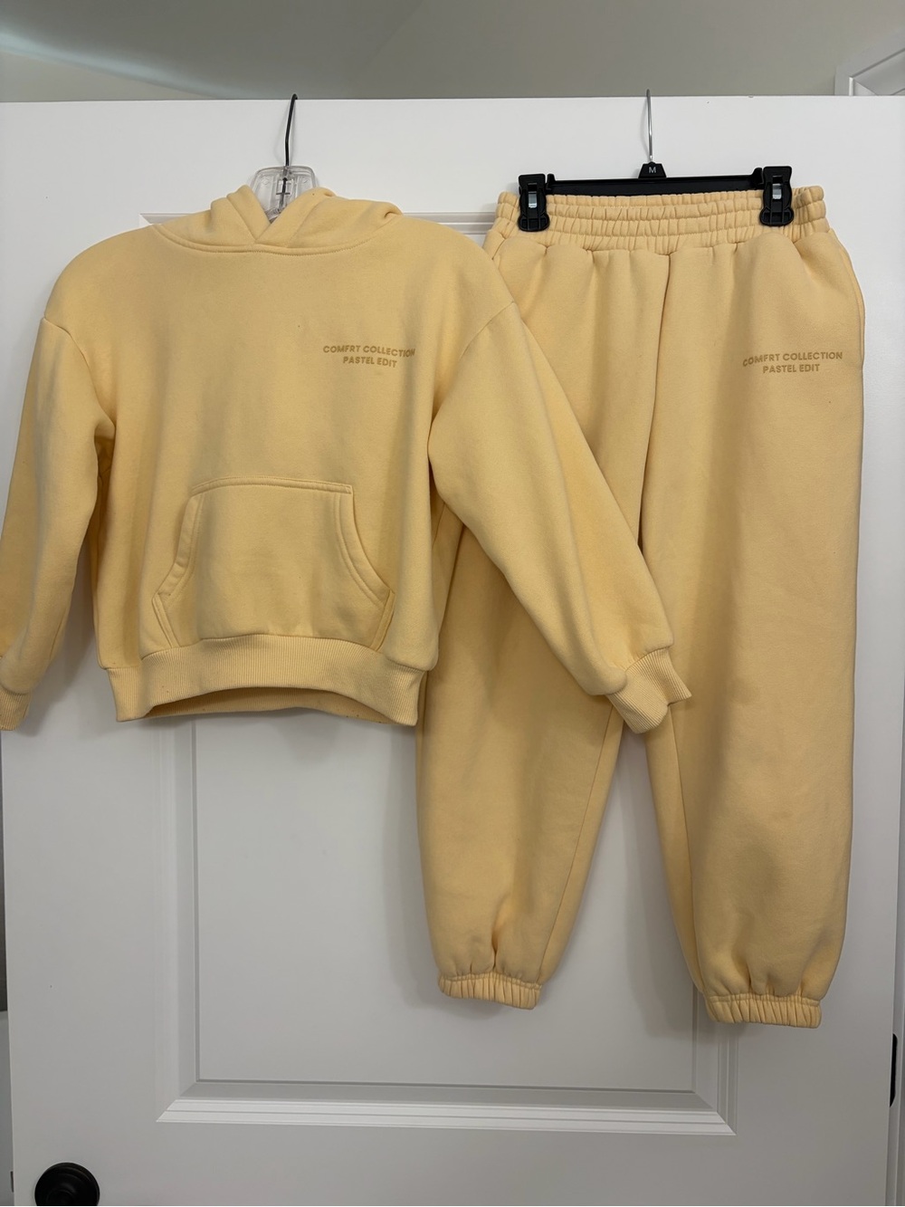 Kids Comfrt Pastel Yellow Hoodie & Sweatpants Set
